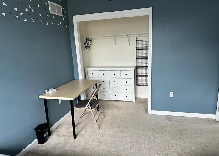 3bd Townhome Walking Distance To Stadiums And Downtown With Parking Holiday home Pittsburgh