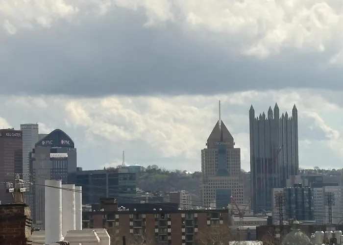 3bd Townhome Walking Distance To Stadiums And Downtown With Parking Holiday home Pittsburgh