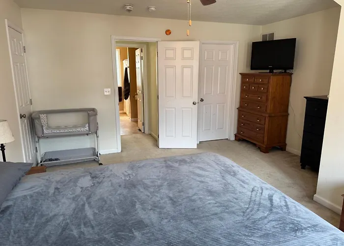 Holiday home 3bd Townhome Walking Distance To Stadiums And Downtown With Parking Pittsburgh